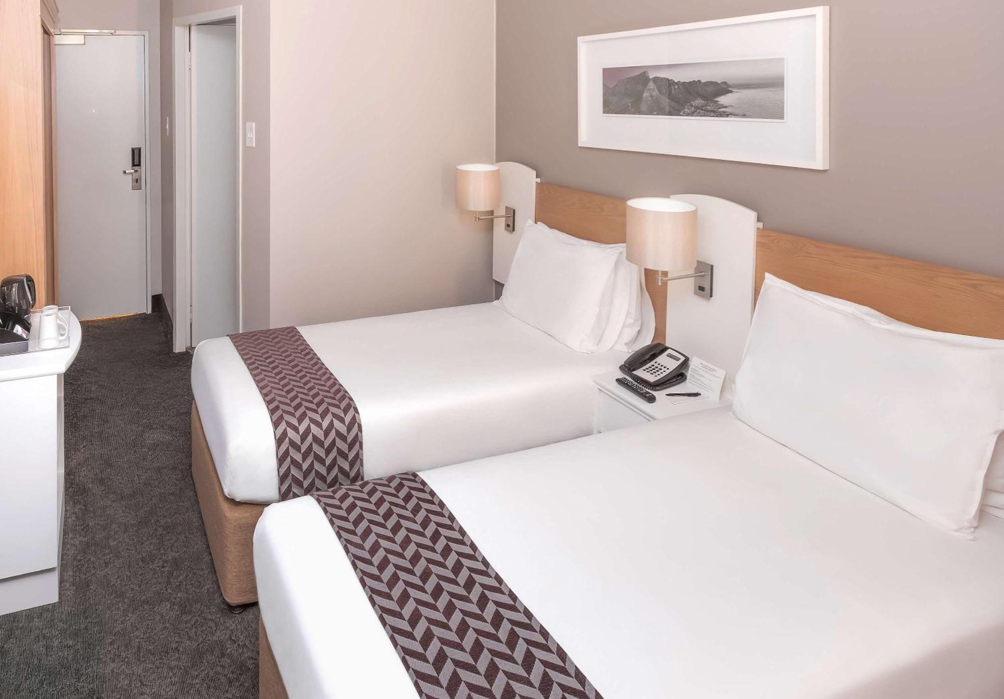 Stayeasy Century City Ciudad del Cabo Exterior foto